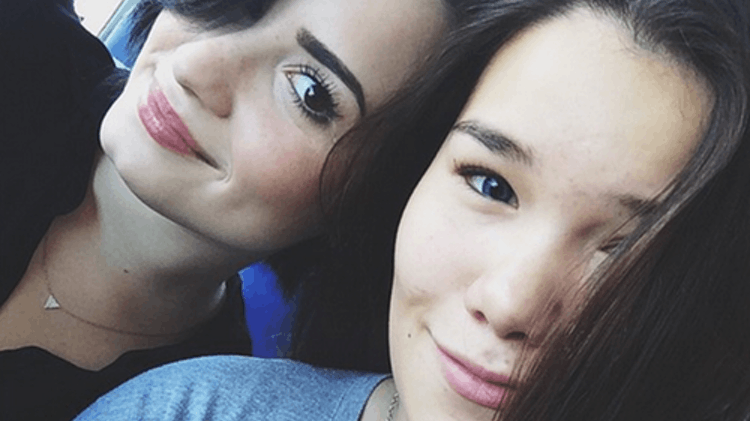 Demi Lovato’s sister gives us on update on her rehab; mother was also an addict