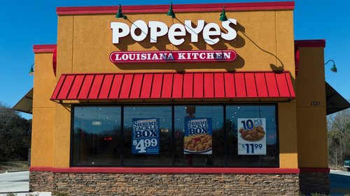 Mob attempted to storm into Popeye’s for running out of sandwiches