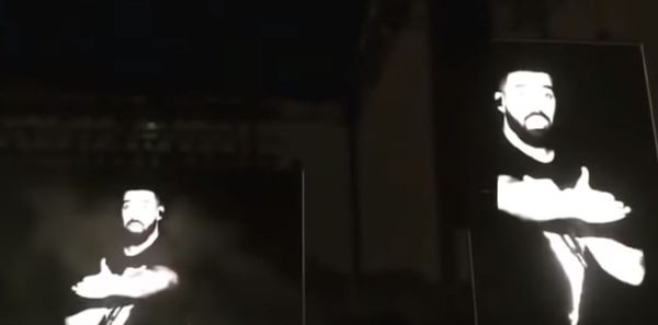 Video of Drake getting booed off stage in Los Angeles