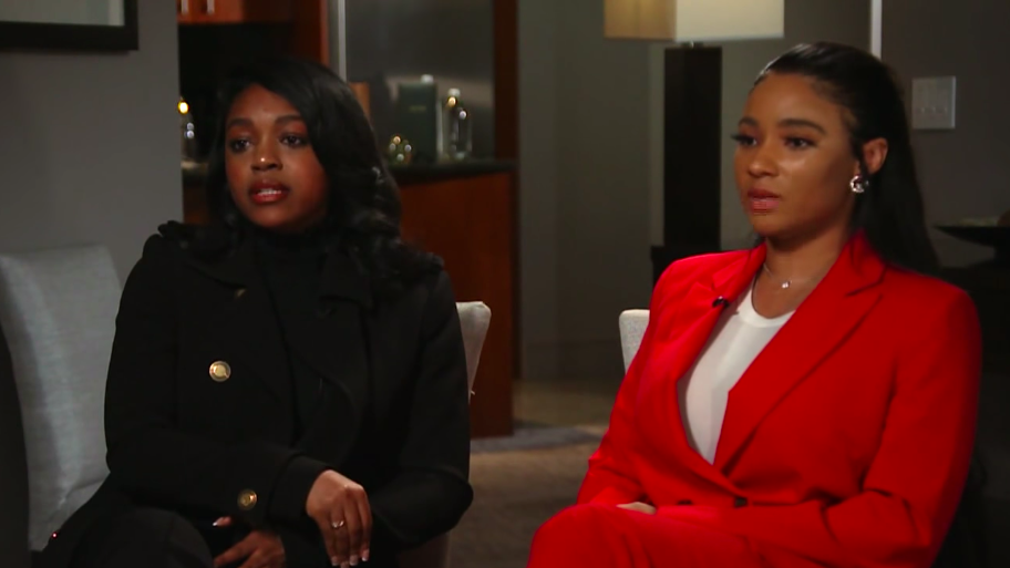 R.Kelly’s girlfriend says he’s a liar; fights his other girlfriend (Video)