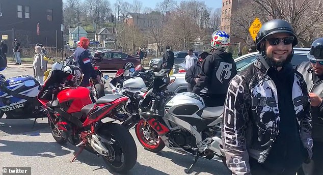 Ruff Ryders pull up to hospital to offer support for DMX