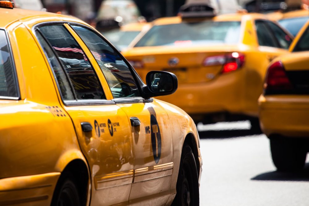 NYC Taxi driver discovers “drunk” passenger is dead