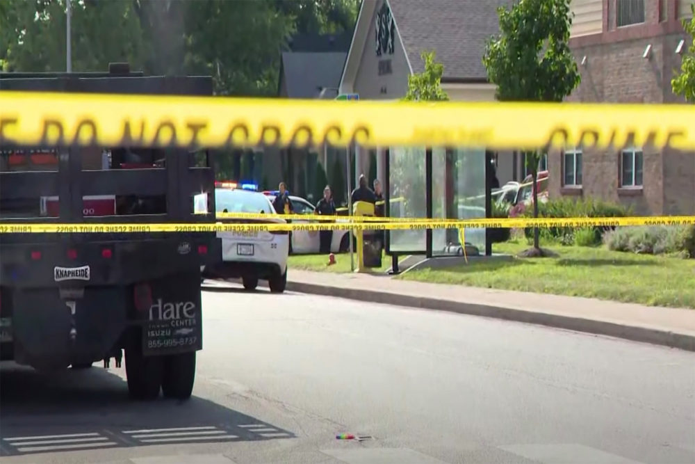 4-year-old girl, 4 other people shot outside of Indianapolis funeral home