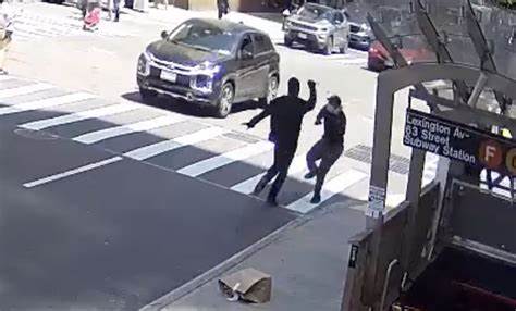 Video Shows Man Randomly Stabbed In Manhattan