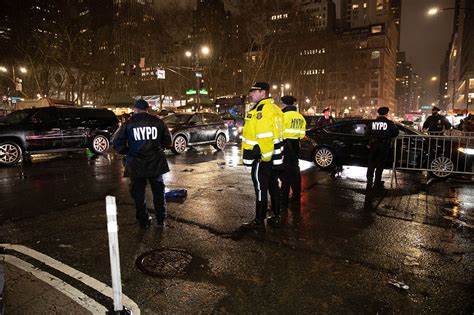 Man Stabbed In Neck With Scissors Near Times Square on NYE